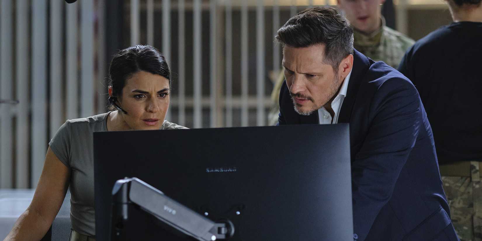 Sara Garcia as Jennifer Morales and Nick Wechsler as Oliver Odell in The Hunting Party season 1, episode 2