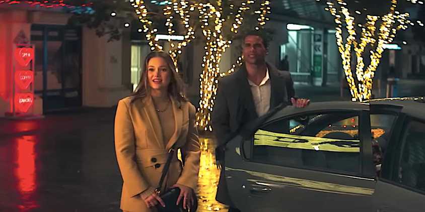 Olivia Holt's Maddy and Mason Gooding's Jay get into a cab in Heart Eyes 2025
