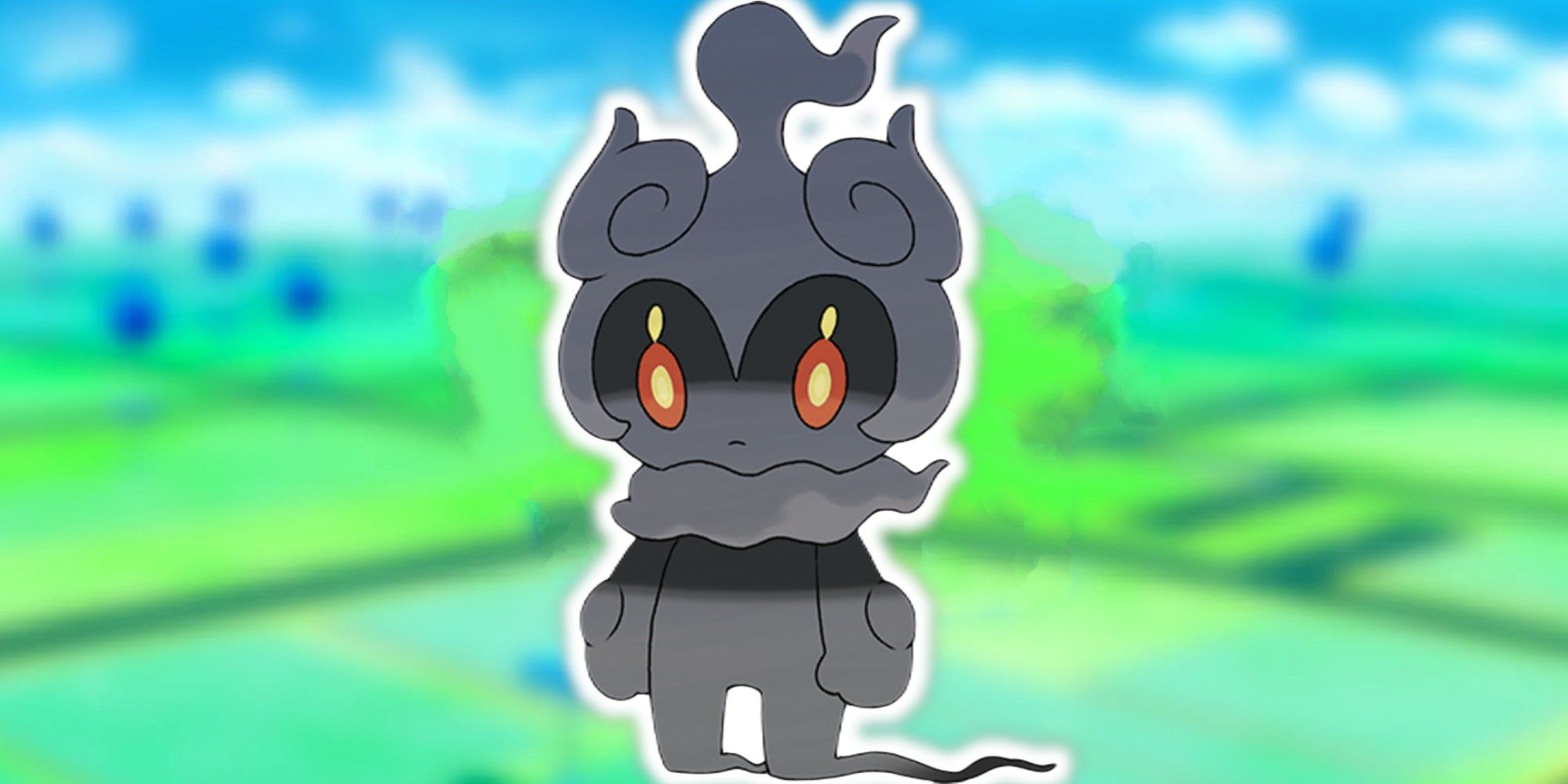 Pokemon Go Marshadow trên một nền mờ.