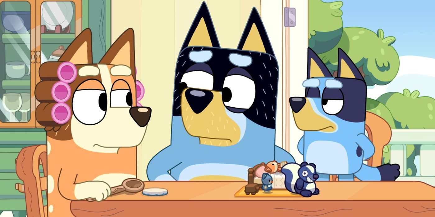 Bluey, Chilli and Bandit in Bluey - Family Meeting