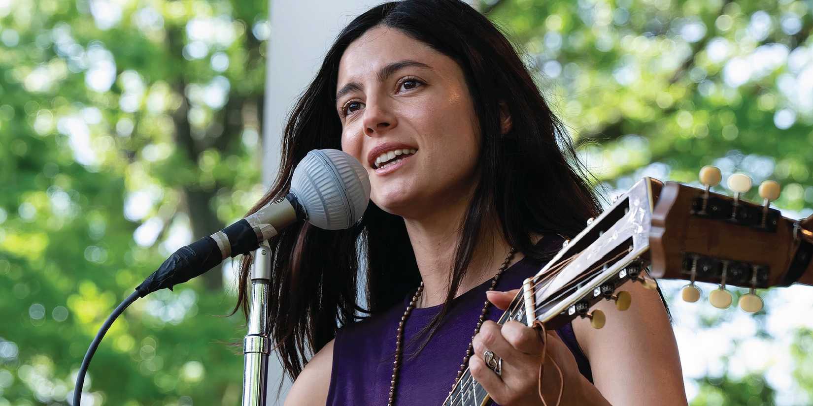 Monica Barbaro singing as Joan Baez in A Complete Unknown