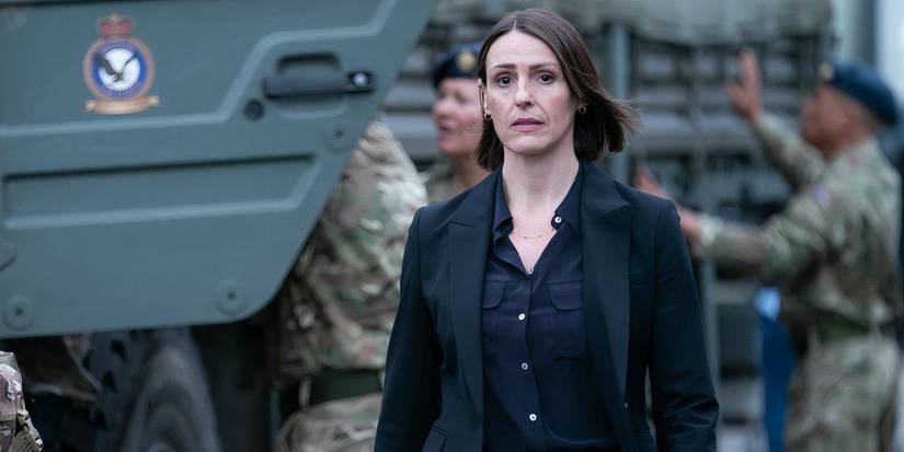 Silva looking concerned in Vigil season 1