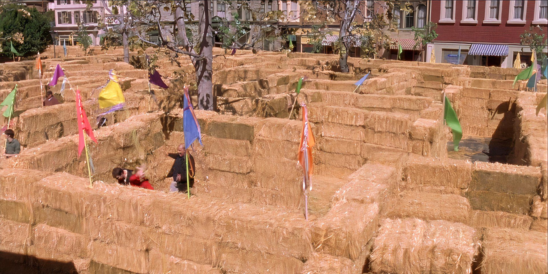 Stars Hollow Spring Fling hay bale maze Gilmore Girls