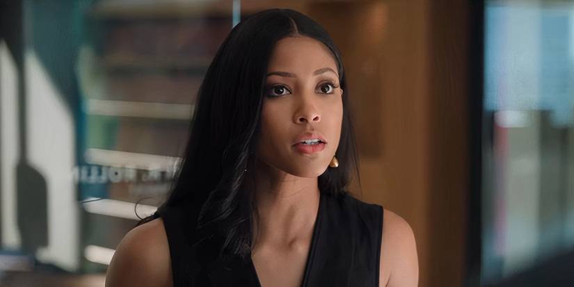 Rollins looks on expectantly in Suits LA