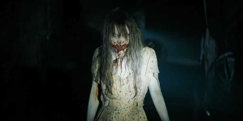 A zombie girl with blood on her face in 2025's Until Dawn