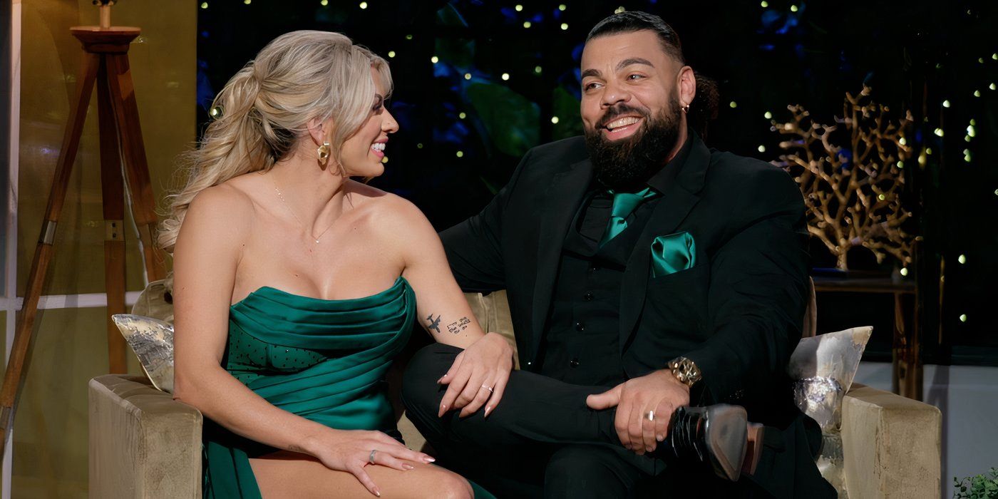 Madison Myers and David Trimble wear matching clothes on the reunion on Married At First Sight