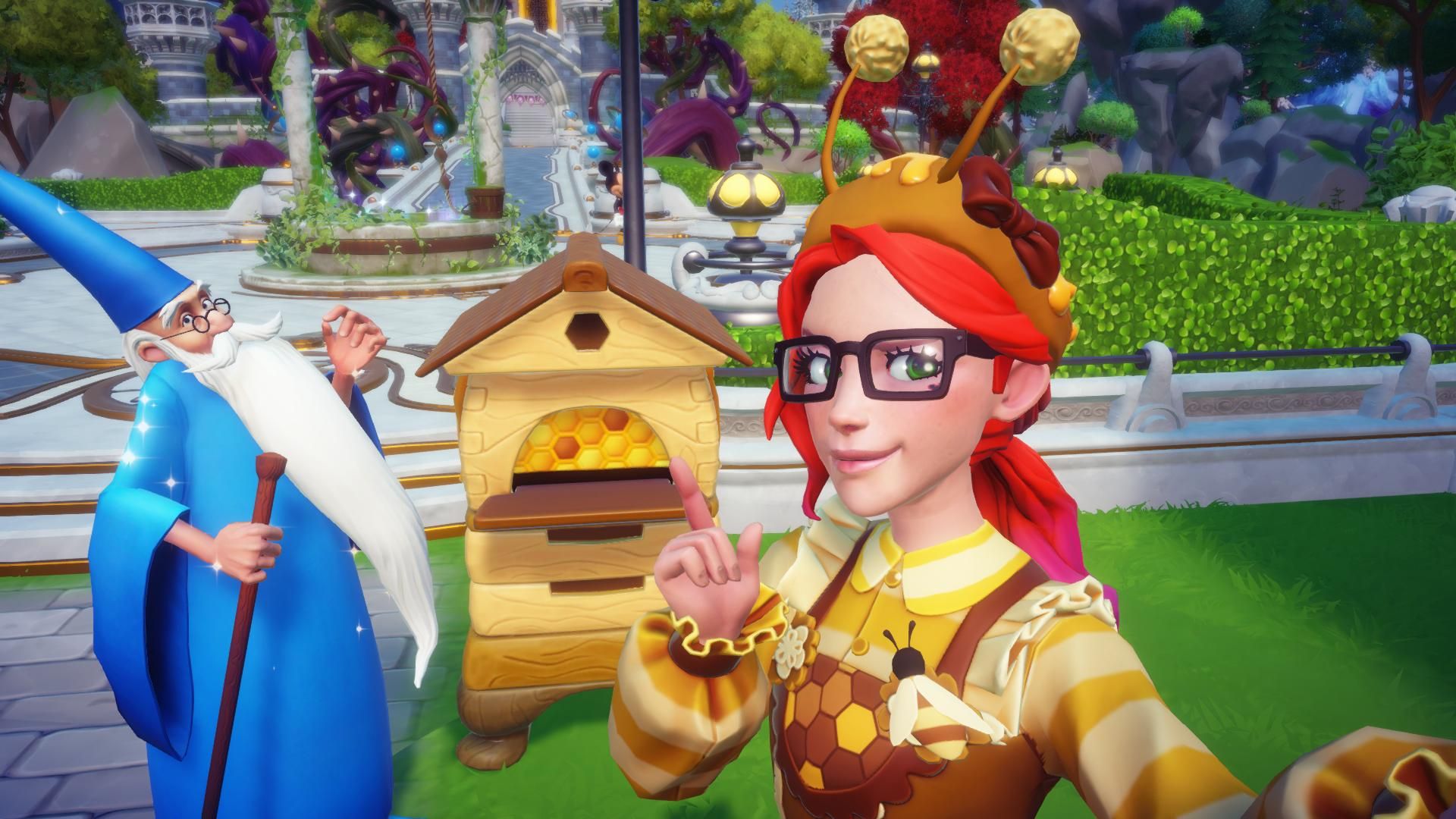 Character wearing the new bee bundle outfit posing in front of beehive with Merlin