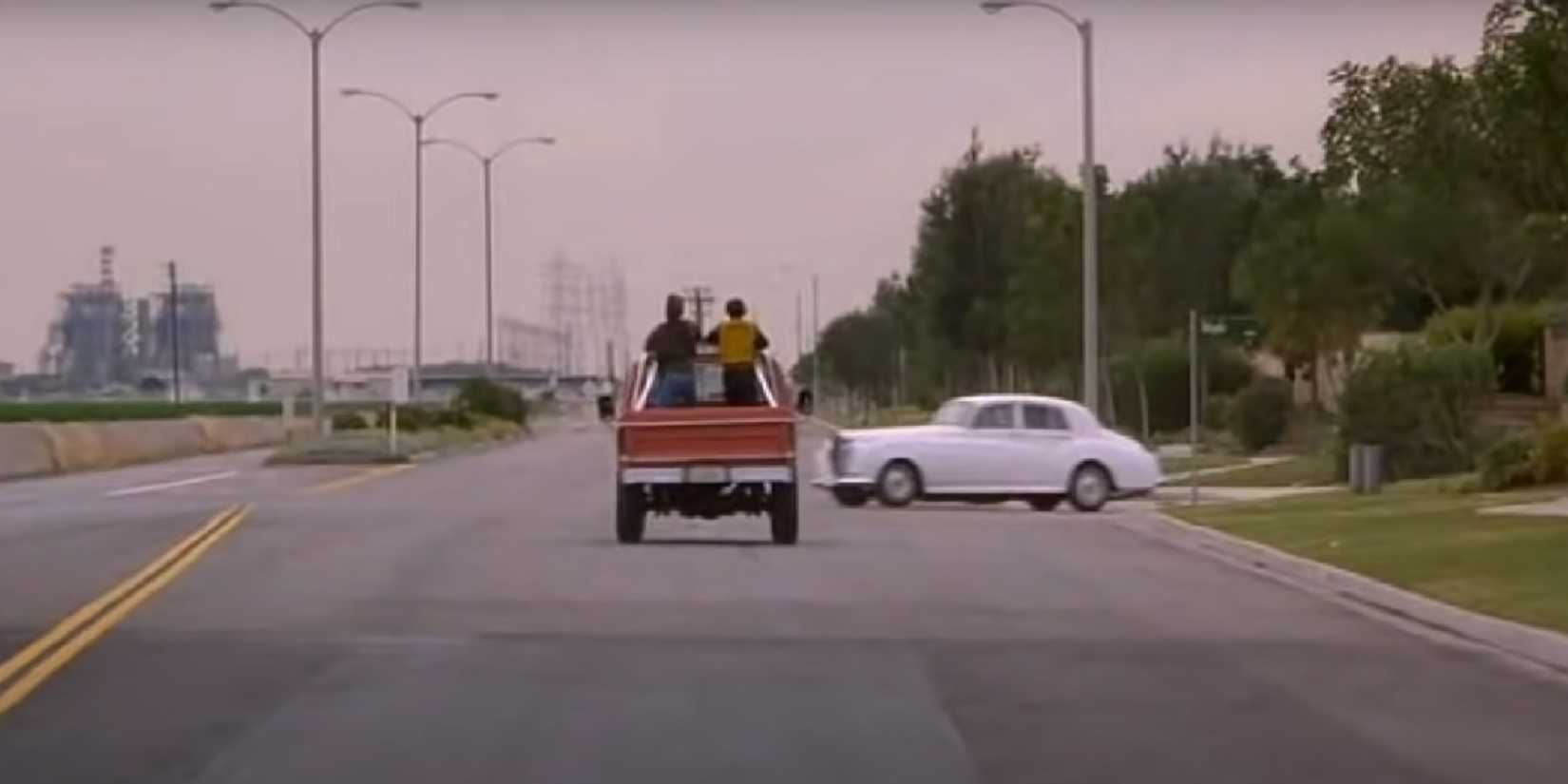 A car pulls out on Needles in Back to the Future Part III