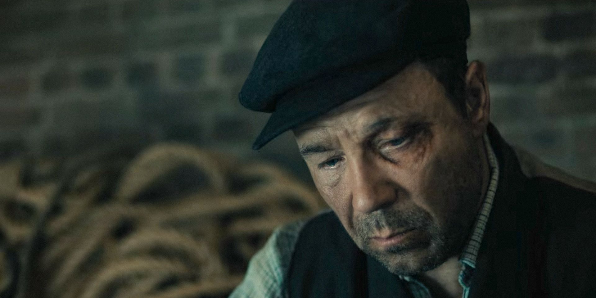 Sugar Goodson (Stephen Graham) with a very sad expression in A Thousand Blows Season 1 Ep 6