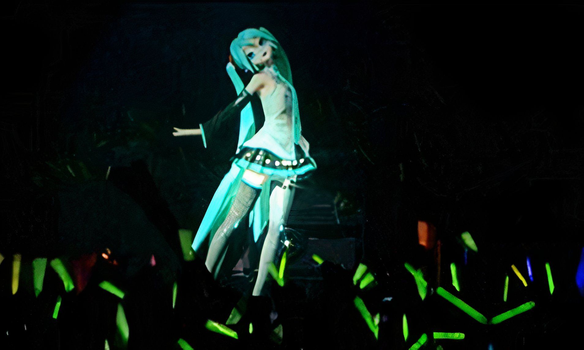 Hatsune Miku hologram 2009