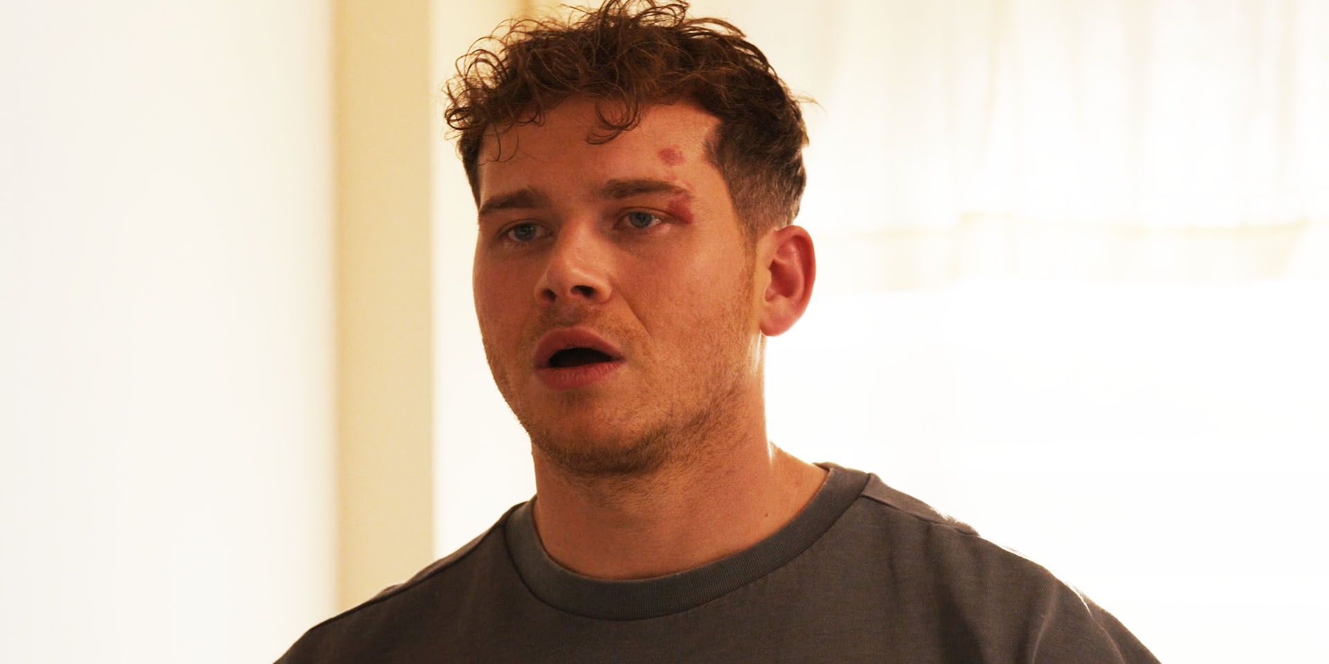 Buck shocked in 9-1-1