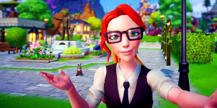 Disney Dreamlight Valley screenshot of player showing off a statue