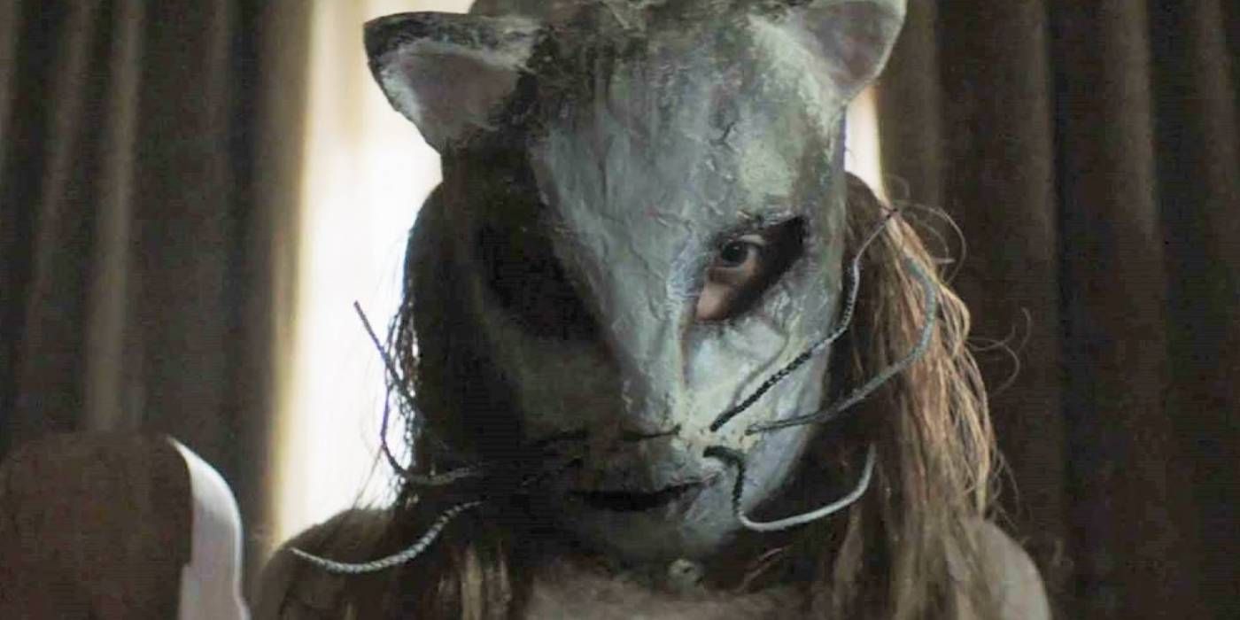 Ellie Wearing a Mask in Pet Semetary