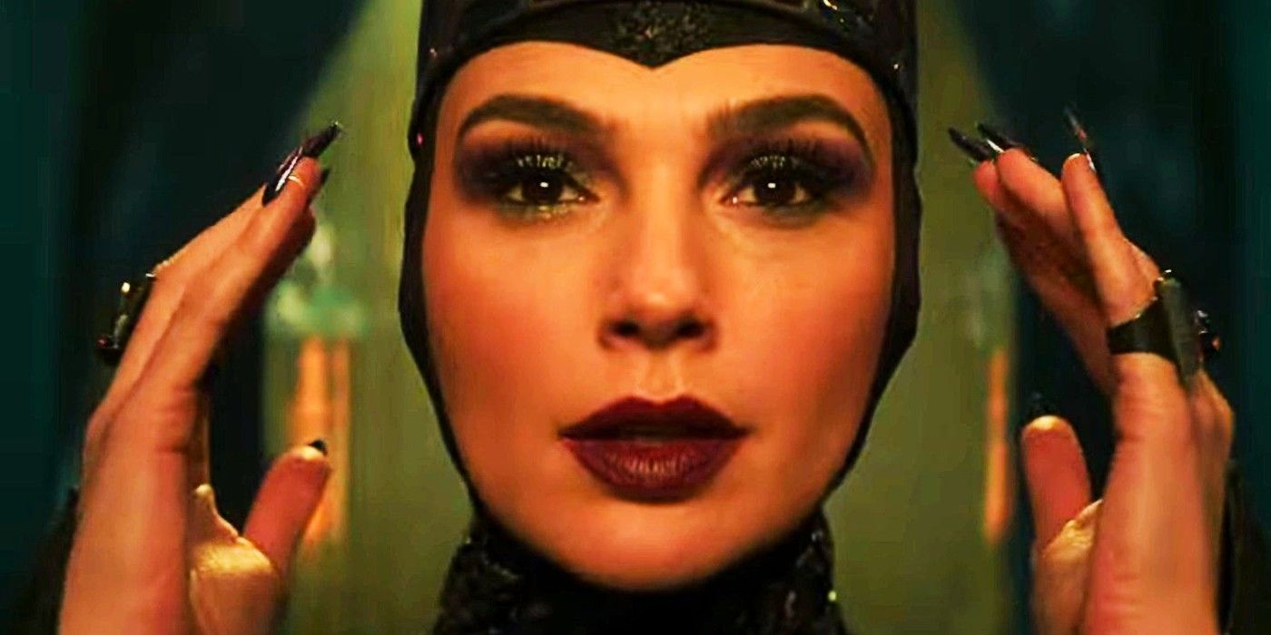 Gal Gadot as the Evil Queen in Snow White