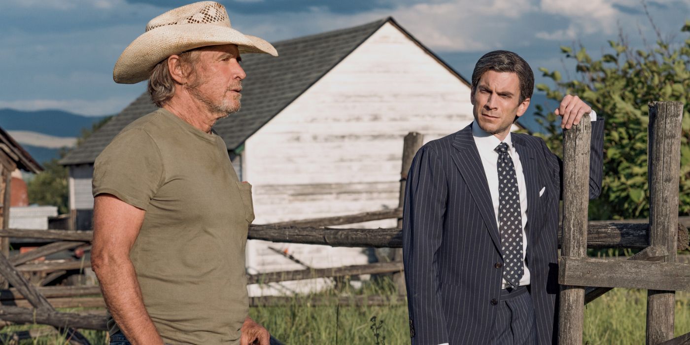 Garrett Randall (Will Patton) and Jamie (Wes Bentley) talking together in Yellowstone.