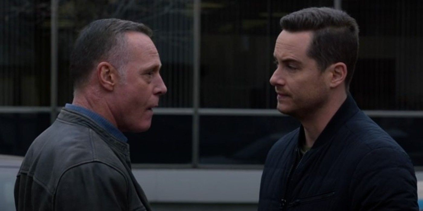 Hank-Voight-and-Jay-Halstead-in-Chicago-PD
