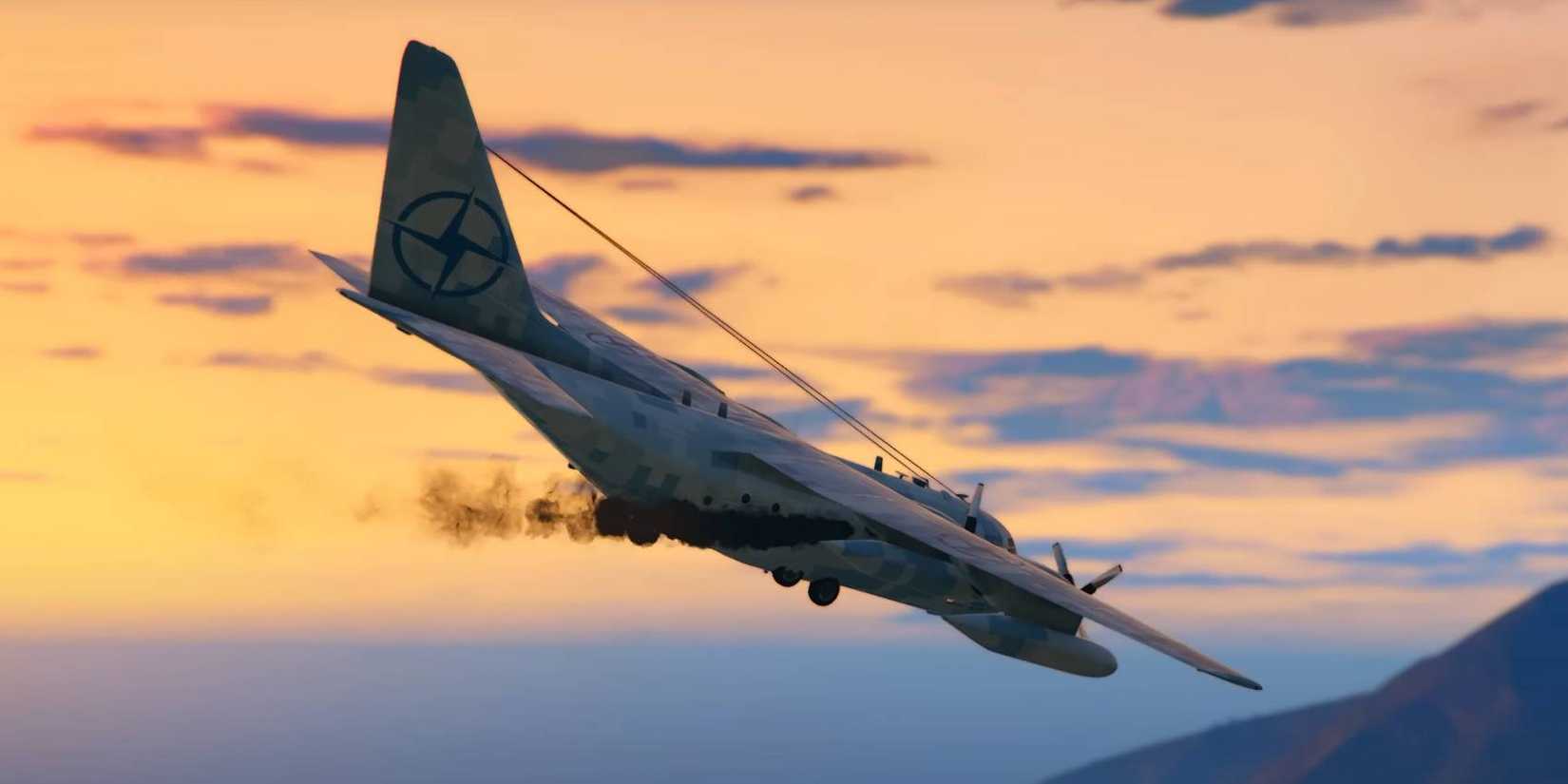 GTA Online Titan 250 D cargo plane falling out of the sky during McKenzie Field Hangar "The Titan Job" mission