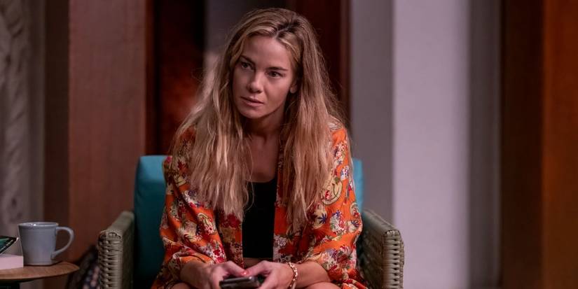 Jaclyn (Michelle Monaghan) looking angry in The White Lotus season 3, episode 7.