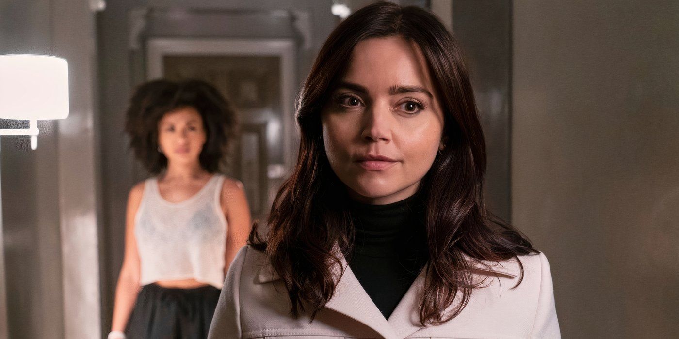 Johanna Constantine (Jenna Coleman) smiling in The Sandman.