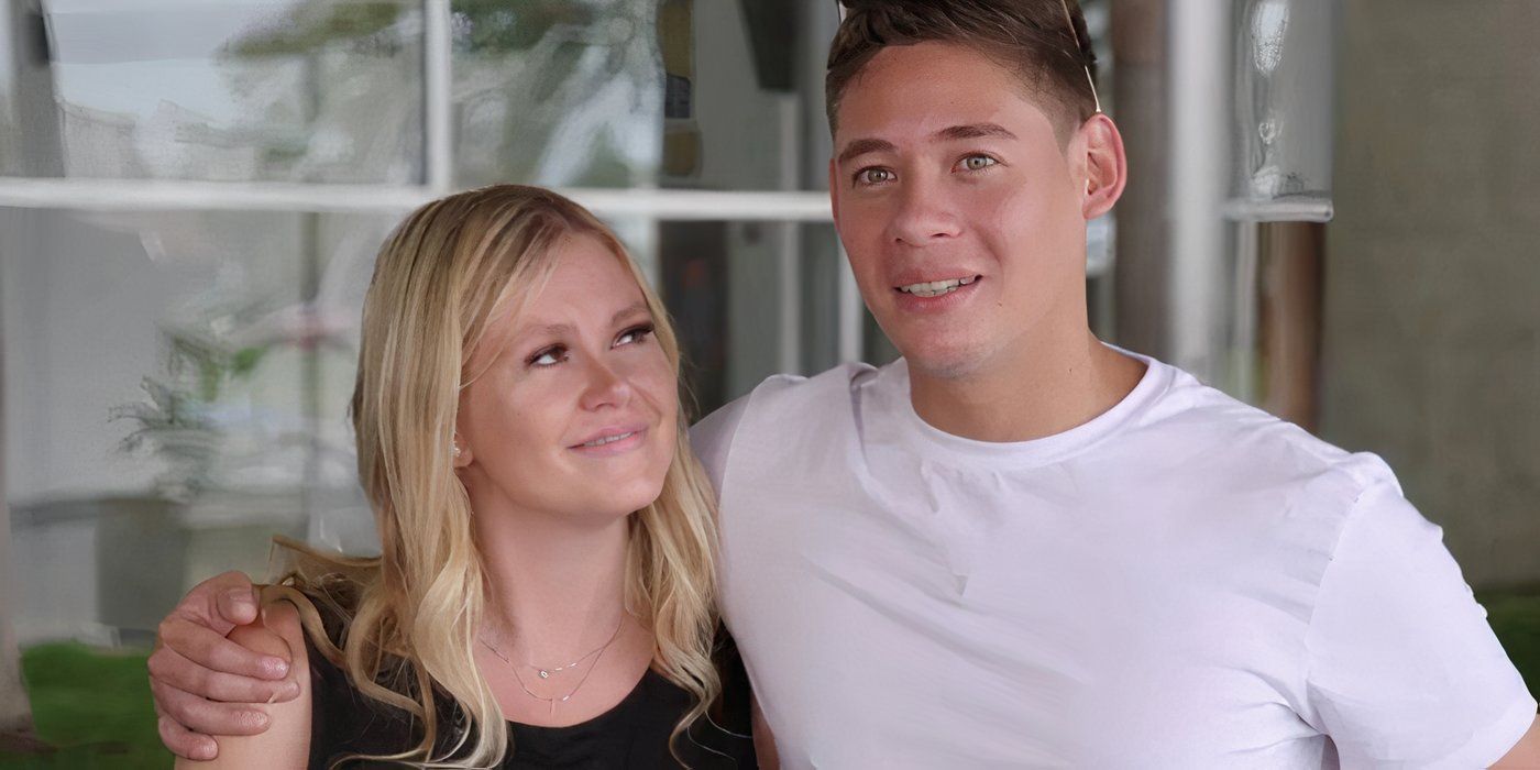 Juan David Daza and Jessica Parsons in 90 Day Fiance  smiling together at airport