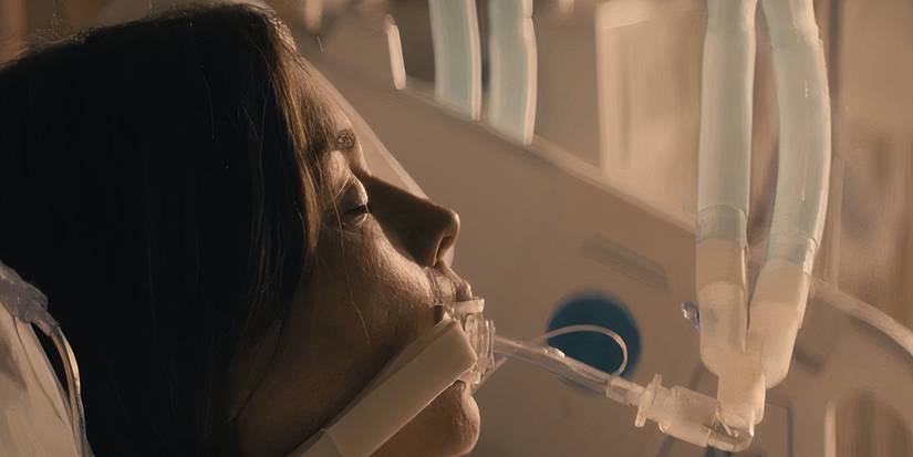 Sinatra (Julianne Nicholson) in a coma in the Paradise finale