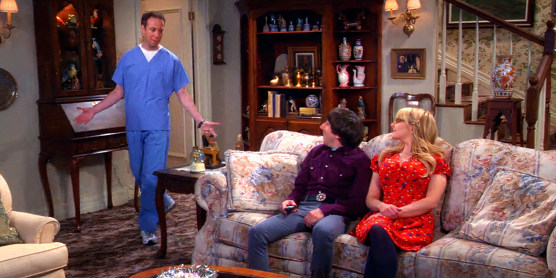 Stuart in scrubs with Howard and Bernadette in Big Bang Theory