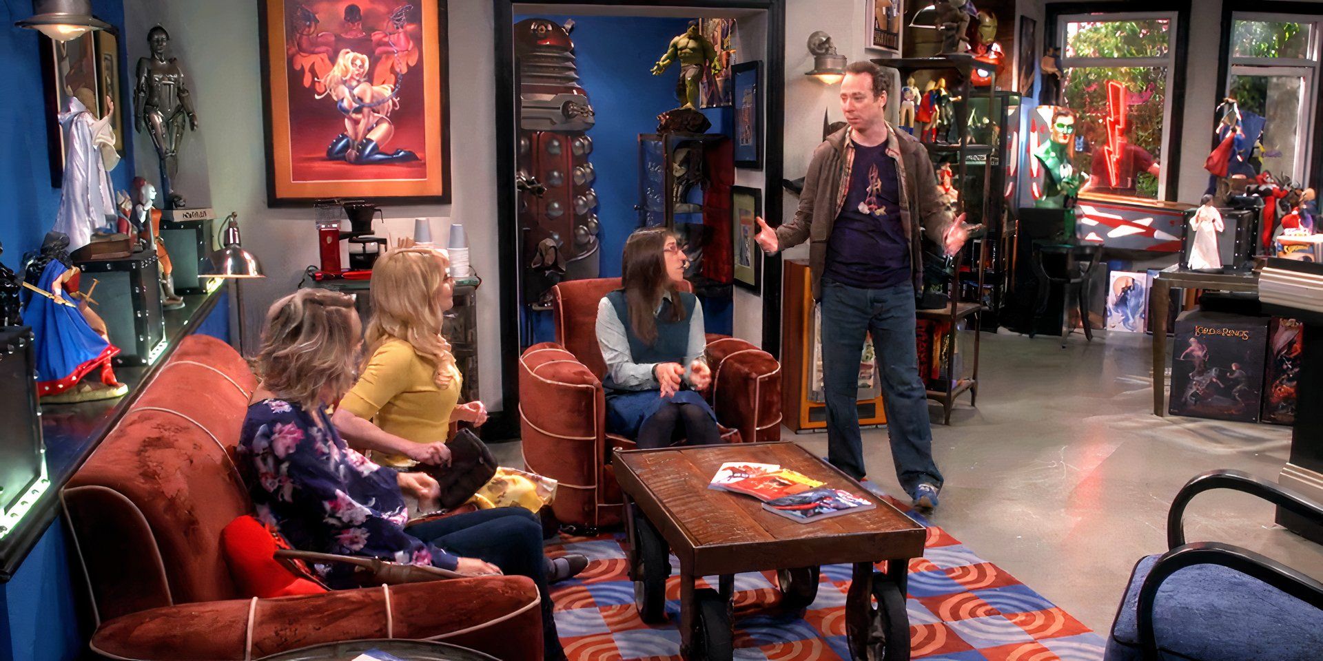 Stuart talking to the girls in Big Bang Theory