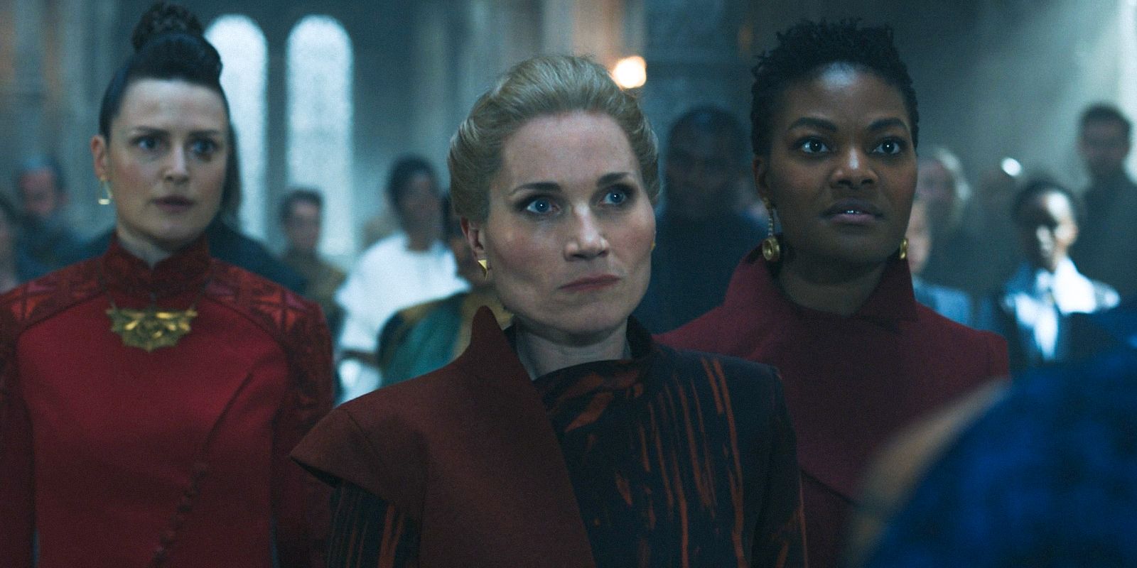 Galina Casban (Clare Dunne), Liandrin Guirale (Kate Fleetwood), and Tsutama Rath (Diêm Camille), the Red Ajah sisters in The Wheel of Time Season 3 Ep 1