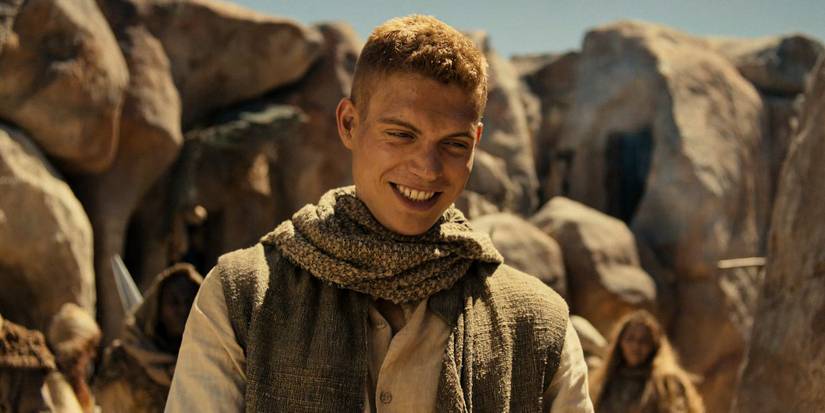 Rand al'Thor (Josha Stradowski) smiling in The Wheel of Time Season 3 Ep 5