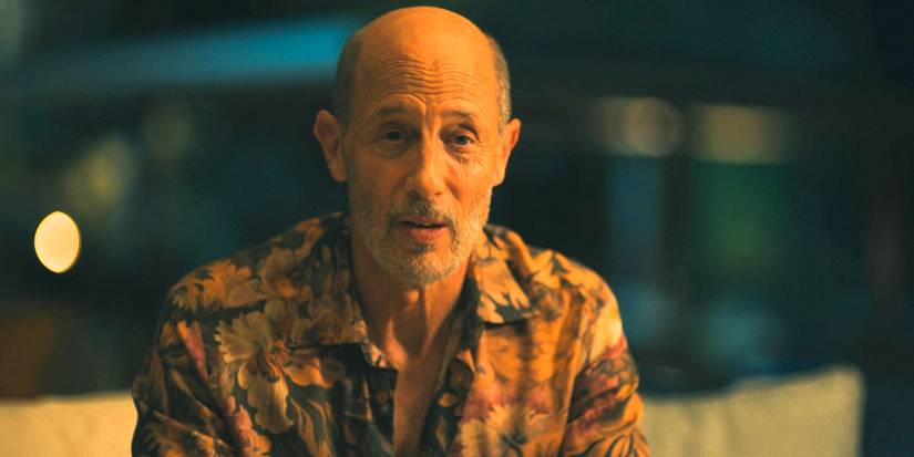 Greg/Gary (Jon Gries) having a conversation with Belinda in The White Lotus Season 3 Ep 7