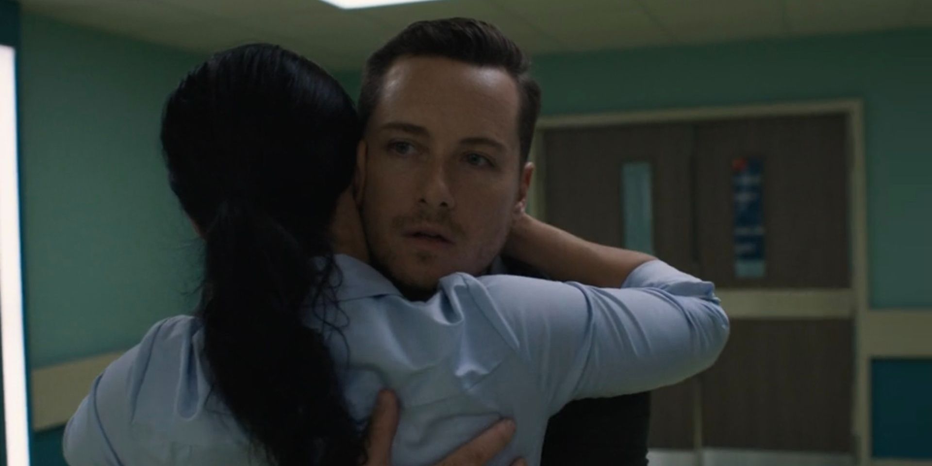 Wes and Ella in FBI: International season 4, episode 1 screenshot 1