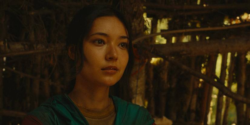 Teen Mari (Alexa Barajas) looking thoughtful in Yellowjackets Season 3 Ep 6