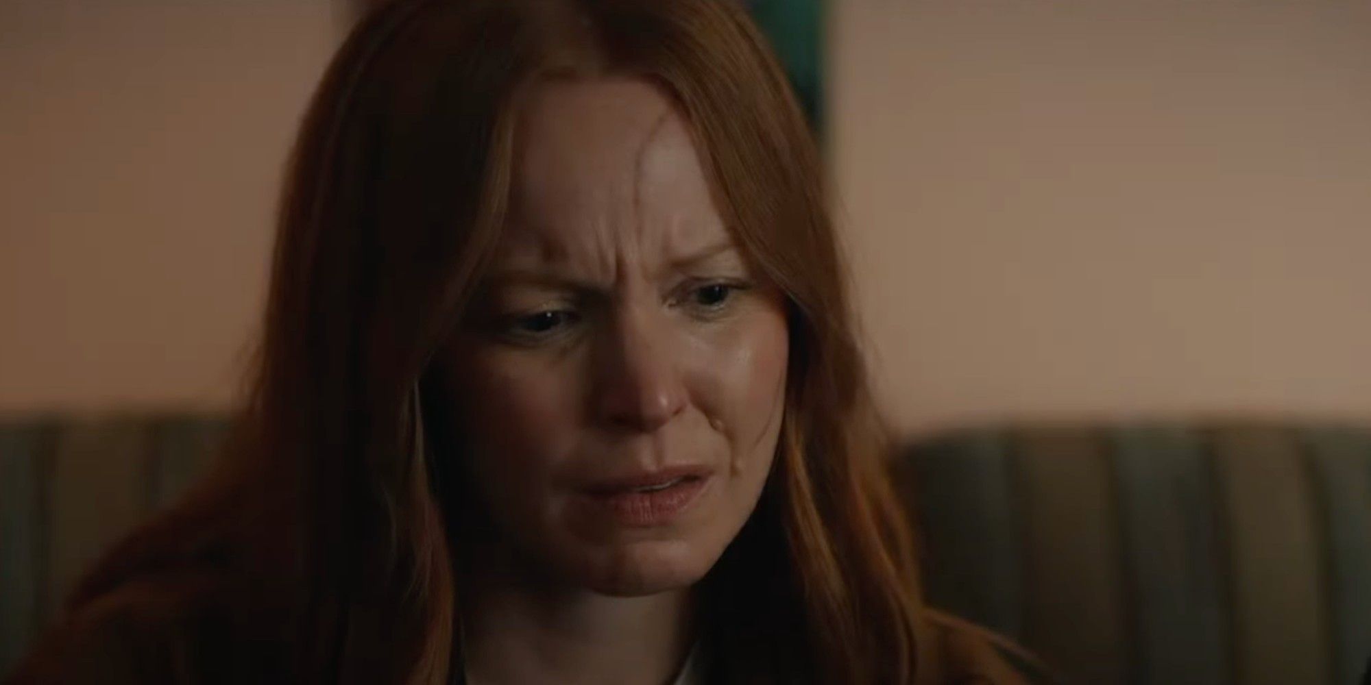 Van (Lauren Ambrose) looking troubled in Yellowjackets Season 3 Episode 5