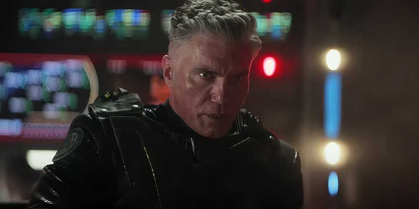 Ansn Mount as Christopher Pike looking serious in Star Trek Strange New Worlds season 3