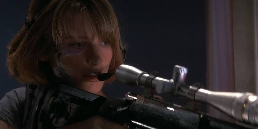 Bridget Fonda as Maggie Hayward in Point of No Rreturn