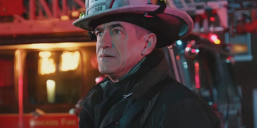 Chief Pascal in Chicago Fire season 13, episode 18 Post-Mortem