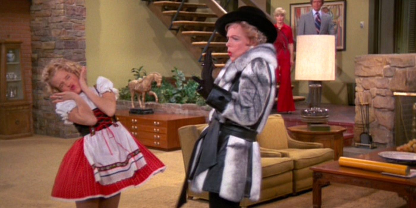 Cindy Brady and Natalie Schafer in The Brady Bunch