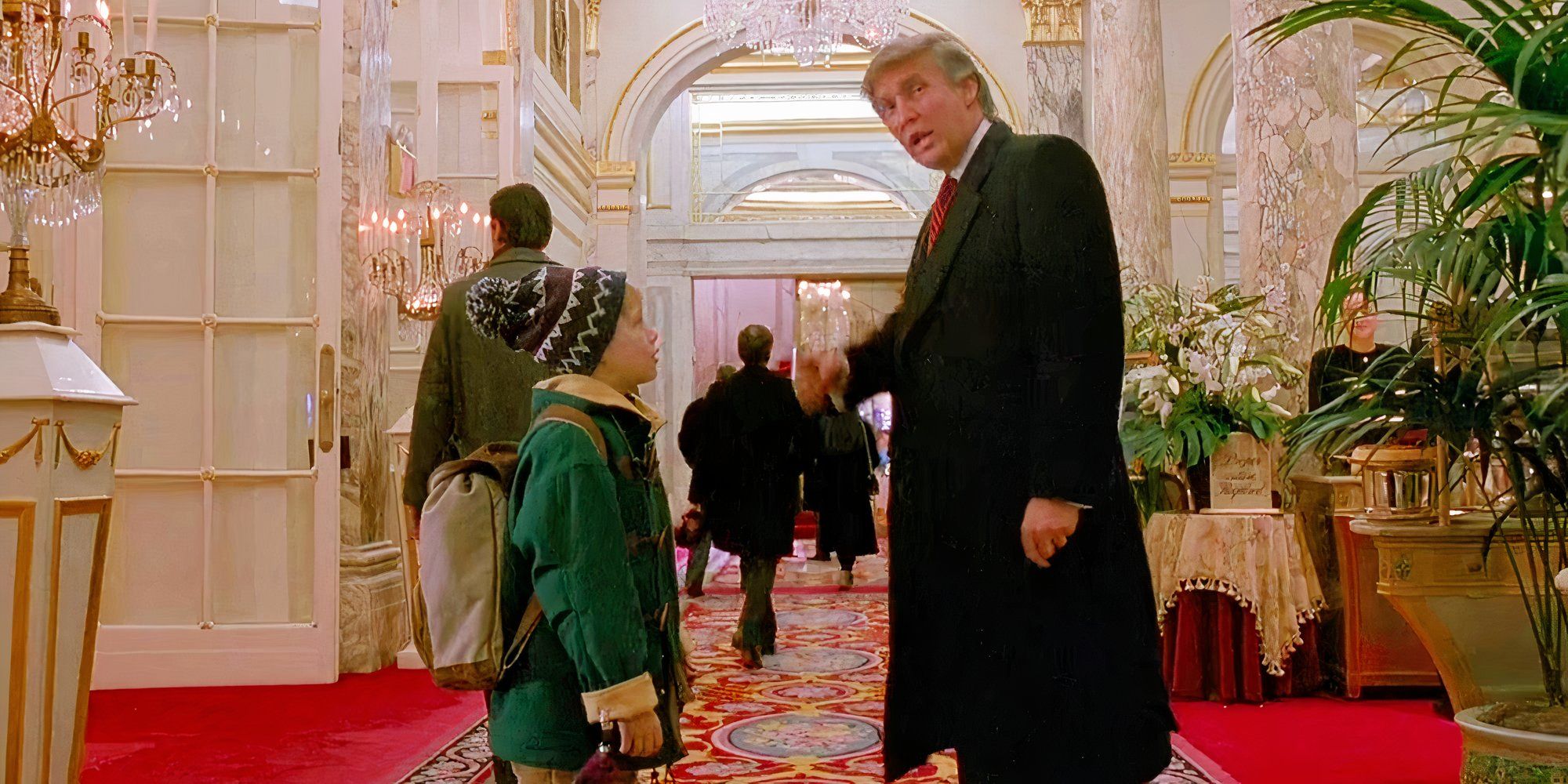 Donald Trump and Kevin in a New York hotel lobby in Home Alone 2.