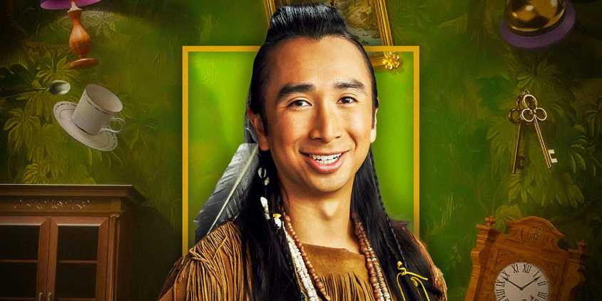 Román Zaragoza as Sasappis in front of the Ghosts title card