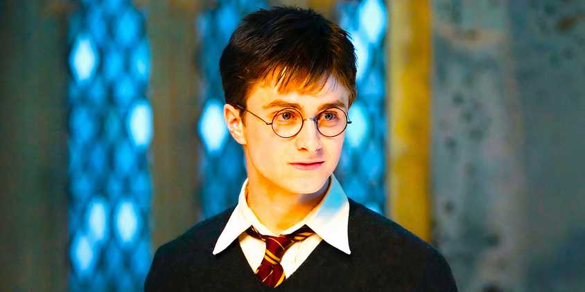 Harry Potter looking serious in Harry Potter