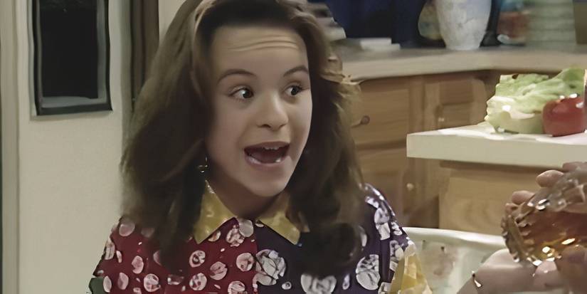 Jenna von Oÿ as Six Lemeure in Blossom