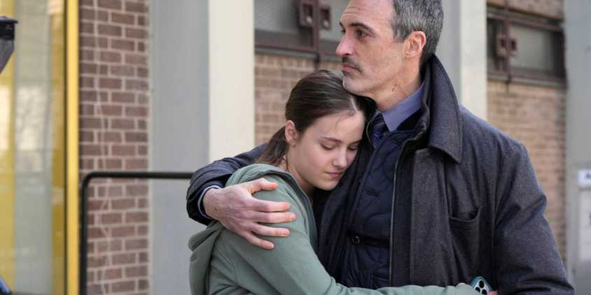 Law & Order Riley hugging his daughter