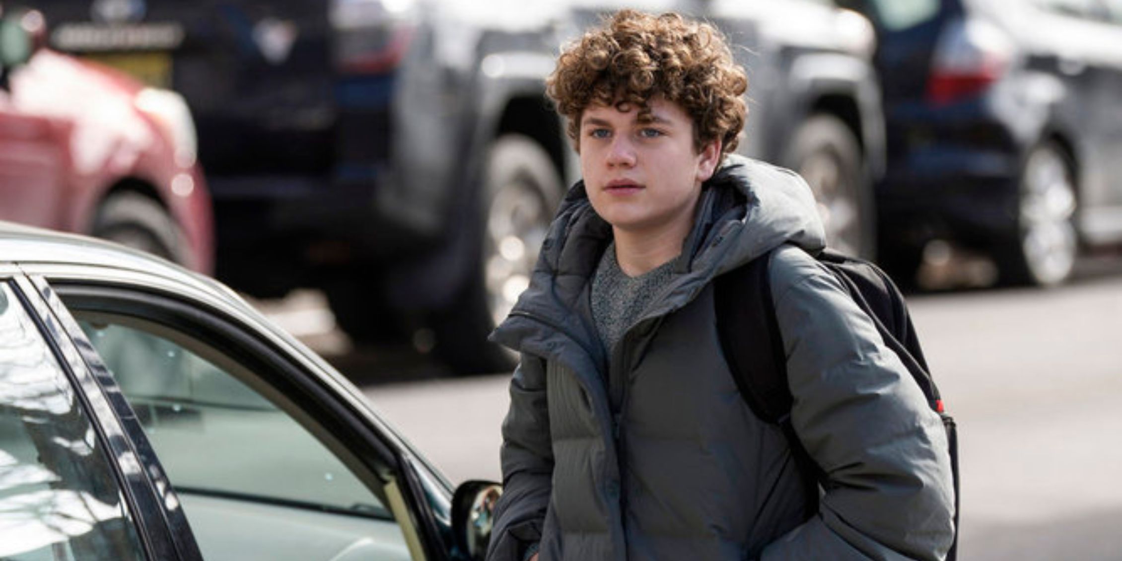 Law &amp; Order SVU Noah walking toward a stranger&rsquo;s car