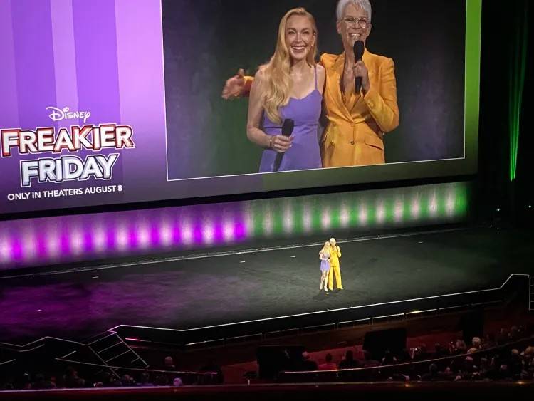 Lindsay Lohan and Jamie Lee Curtis on stage for Freakier Friday