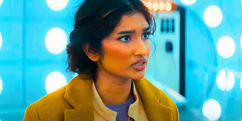 Varada Sethu as Belinda Chandra in the TARDIS in Doctor Who