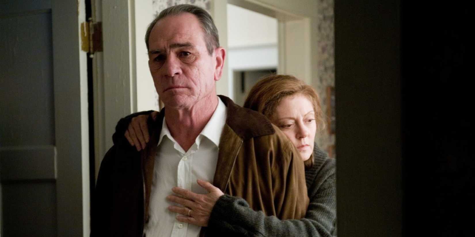 Tommy Lee Jones and Susan Sarandon in In The Valley Of Elah