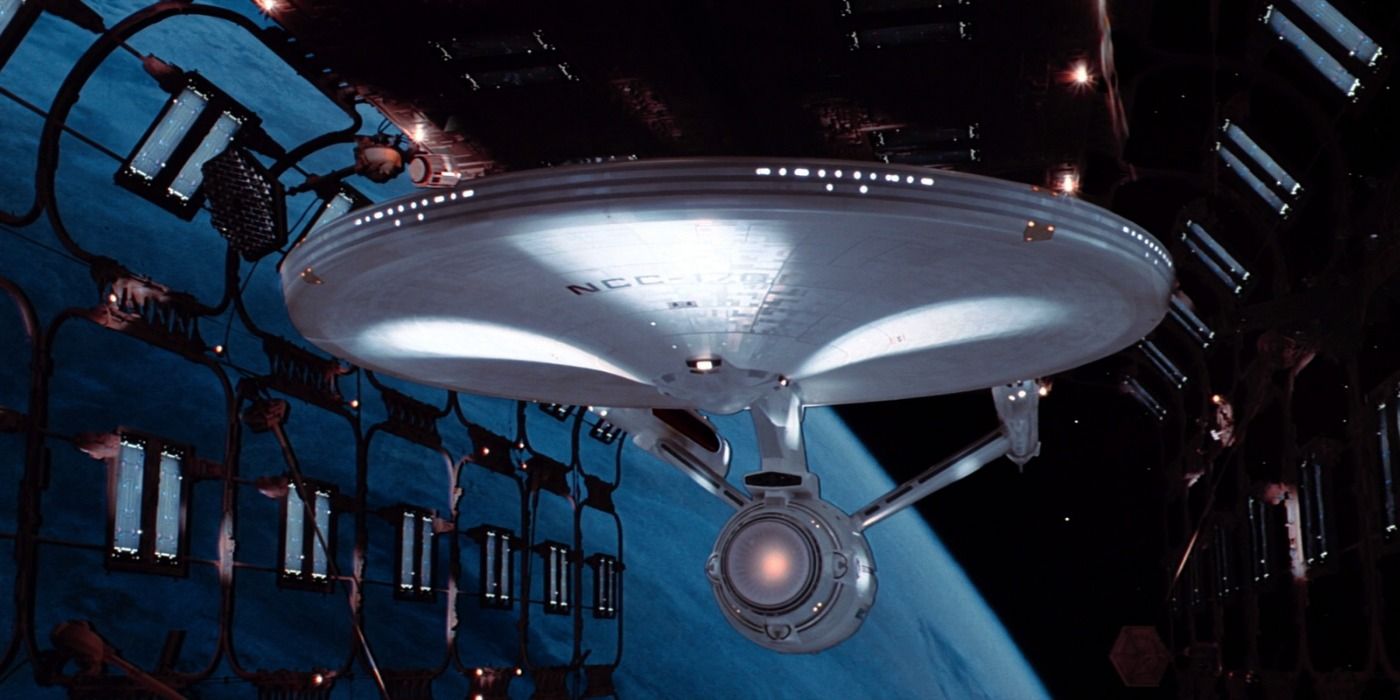 Star Trek Motion Picture USS Enterprise spacedock