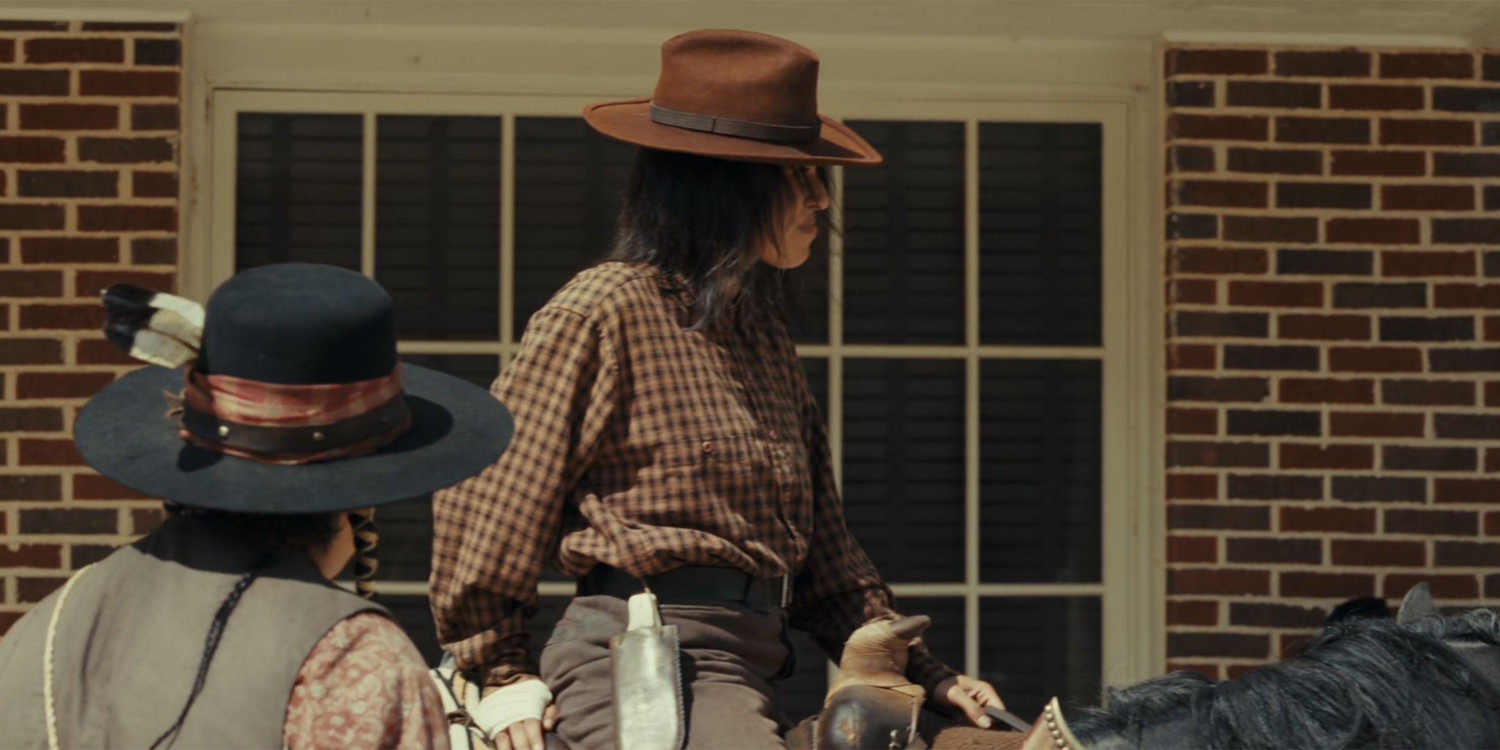 Teonna horseback riding in 1923 season 2 episode 7
