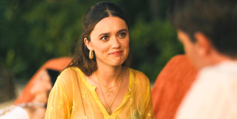 Chelsea (Aimee Lou Wood) happy about the conversation with Saxon in The White Lotus Season 3 Ep 8