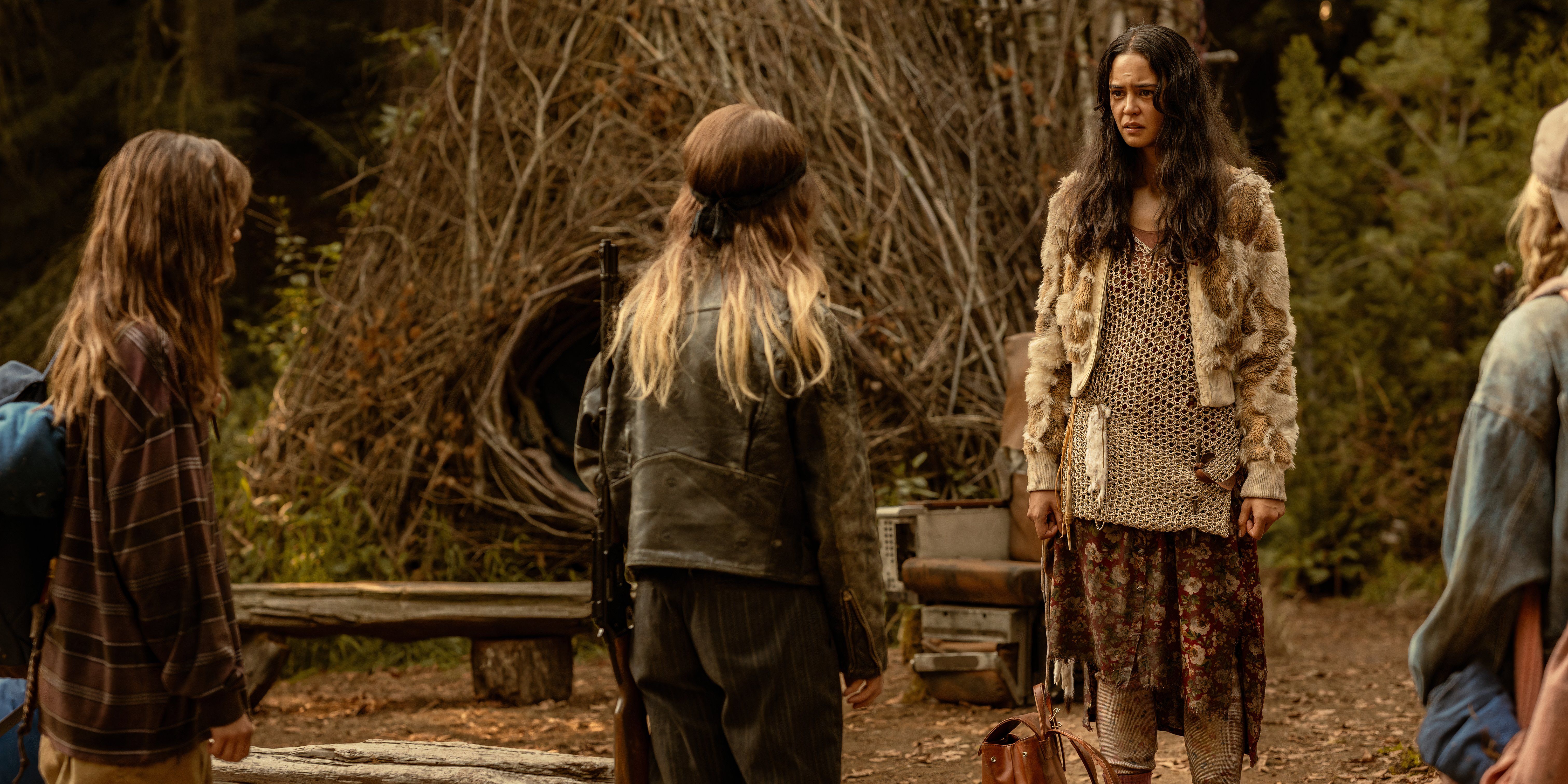 Yellowjackets in the woods in season 3
